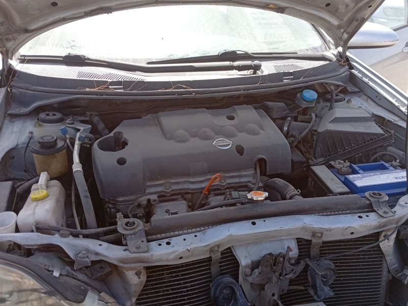 nissan primera hatchback (p12) del año 2004