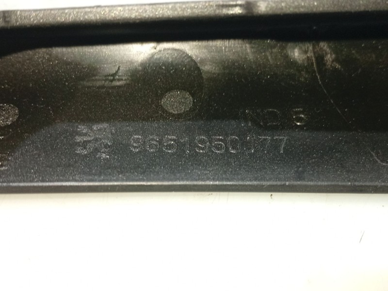 Recambio de moldura para peugeot 207 sw (wk_) 1.6 hdi referencia OEM IAM 9651950177 2165340 