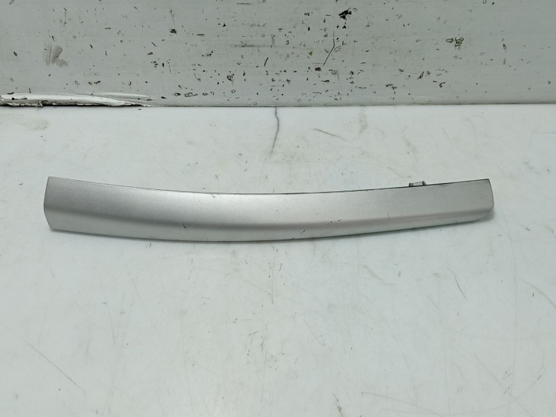Recambio de moldura para peugeot 207 sw (wk_) 1.6 hdi referencia OEM IAM 9651950377  