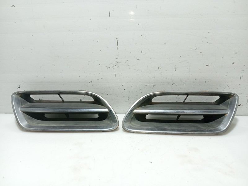 Recambio de moldura para nissan primera (p11) 2.0 16v referencia OEM IAM 623102F825  