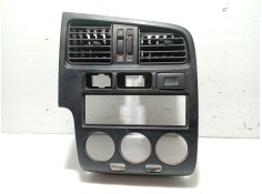 Recambio de moldura para nissan primera (p11) 2.0 16v referencia OEM IAM 682602F900  