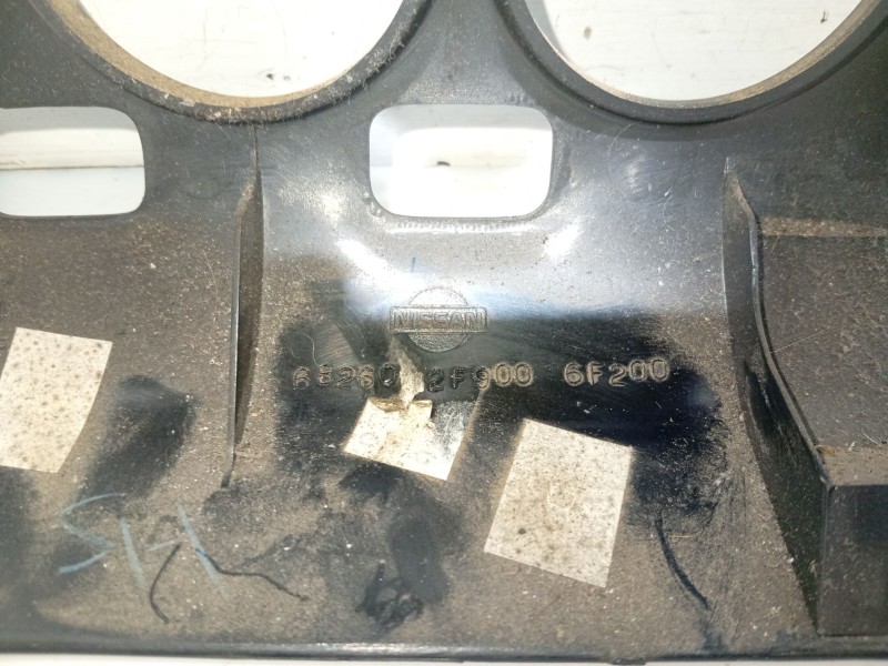 Recambio de moldura para nissan primera (p11) 2.0 16v referencia OEM IAM 682602F900  