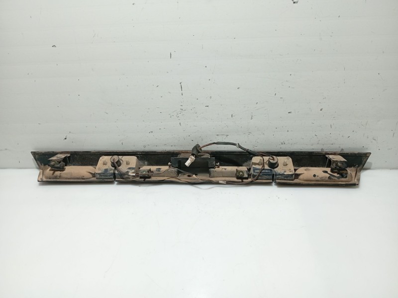 Recambio de moldura para nissan primera (p11) 2.0 16v referencia OEM IAM 848102F000 265102F000 