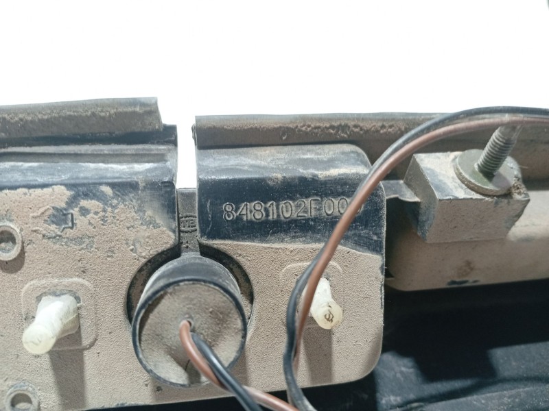 Recambio de moldura para nissan primera (p11) 2.0 16v referencia OEM IAM 848102F000 265102F000 