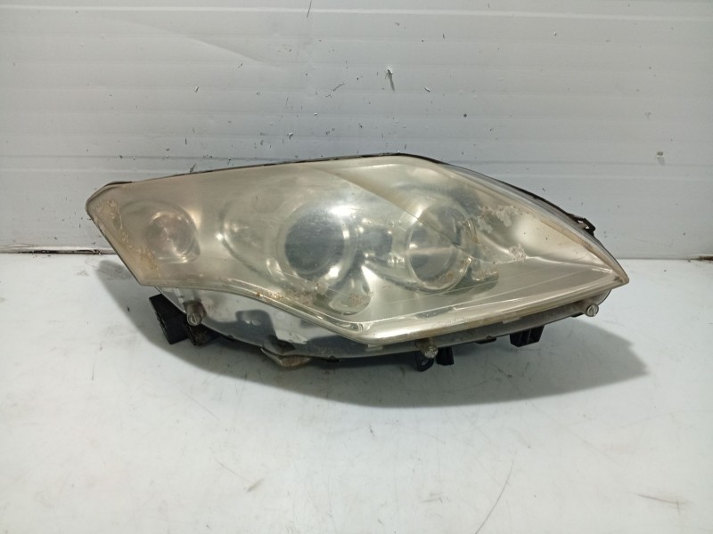 Recambio de faro derecho para renault laguna iii referencia OEM IAM 260100033R  