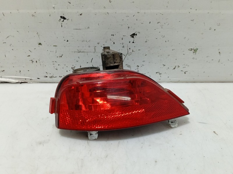 Recambio de faro antiniebla trasero derecho para renault laguna iii referencia OEM IAM 265600001R  