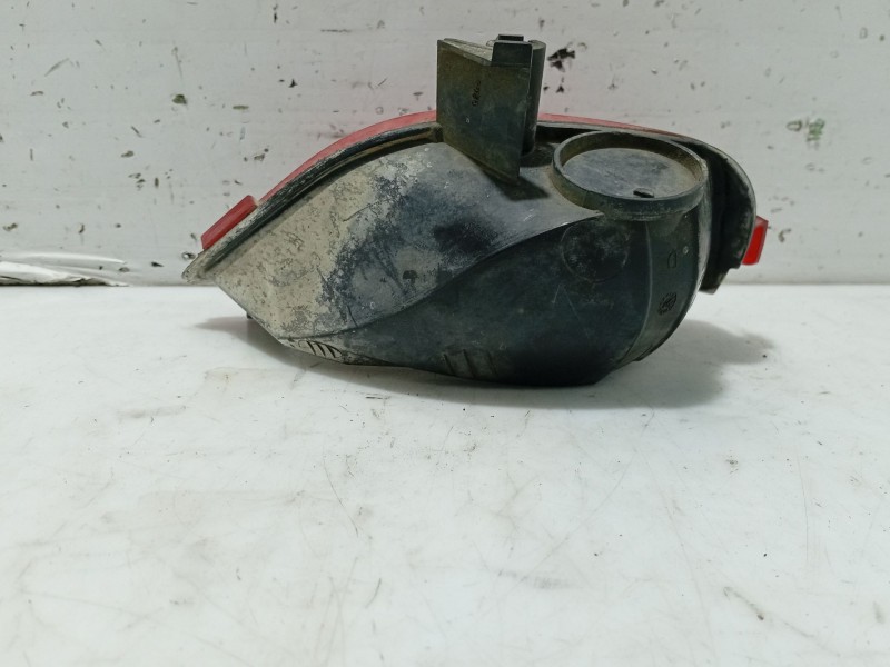 Recambio de faro antiniebla trasero derecho para renault laguna iii referencia OEM IAM 265600001R  