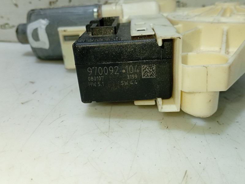 Recambio de motor elevalunas trasero derecho para renault laguna iii referencia OEM IAM   