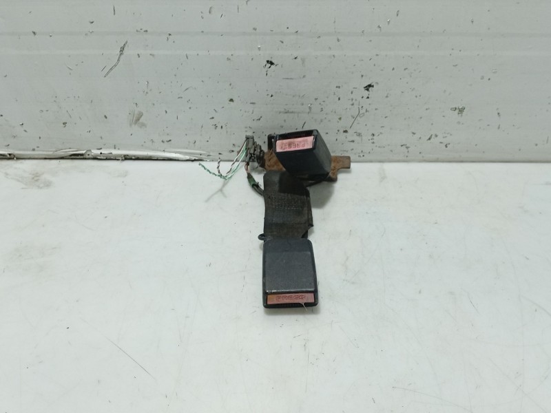 Recambio de anclaje cinturon trasero izquierdo para renault laguna iii referencia OEM IAM   