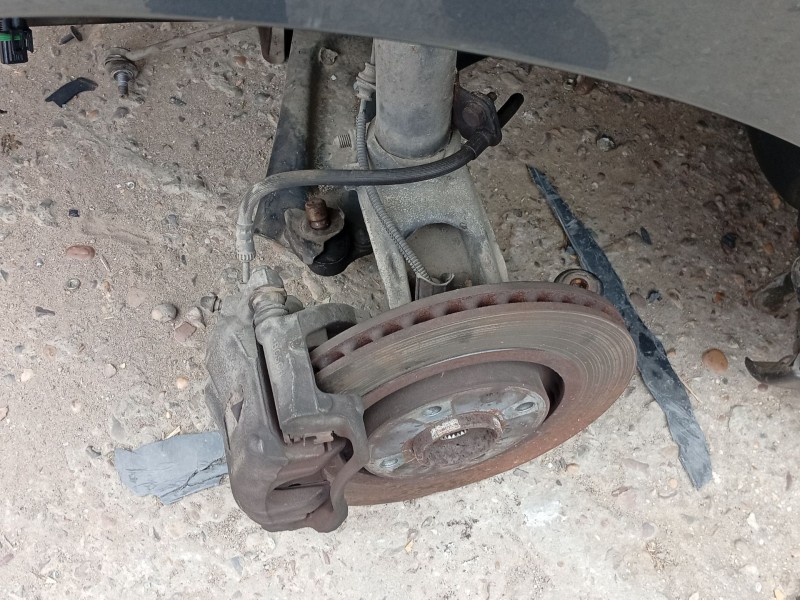 Recambio de mangueta delantera izquierda para peugeot 207 sw (wk_) 1.6 hdi referencia OEM IAM 1607557480  