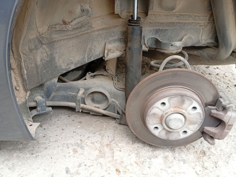 Recambio de eje trasero para peugeot 207 sw (wk_) 1.6 hdi referencia OEM IAM   