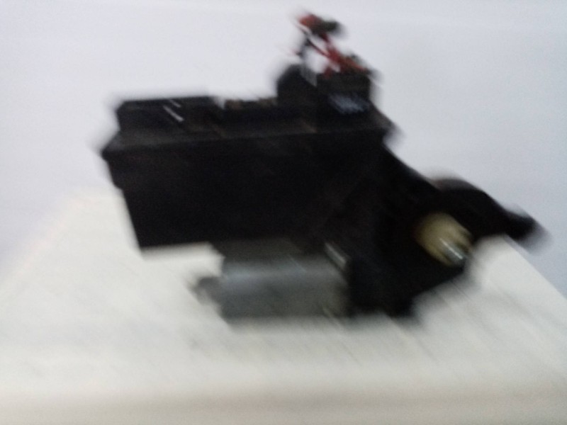 Recambio de motor elevalunas trasero izquierdo para  referencia OEM IAM 8E0959801A 5WK47009EBF 