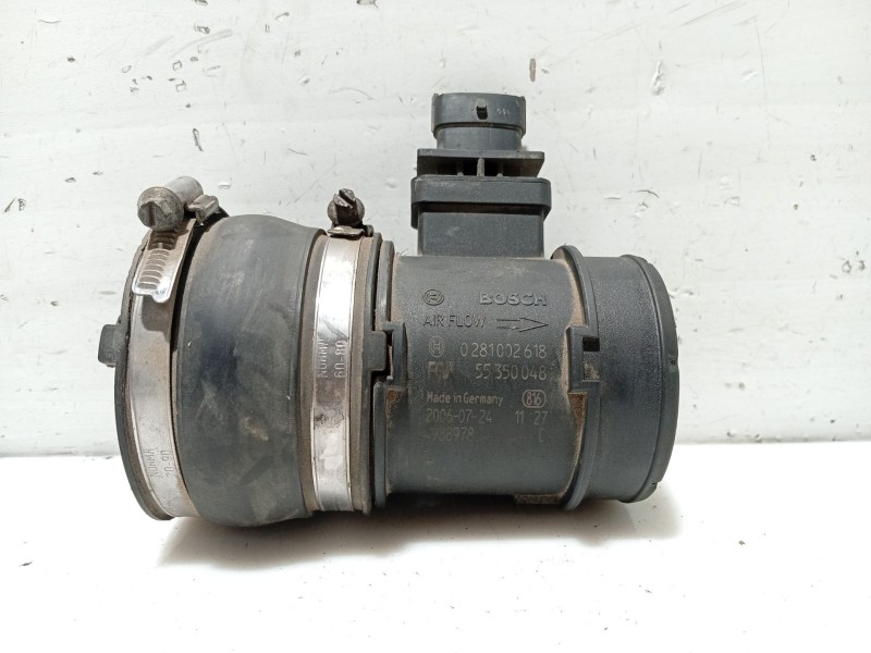 Recambio de caudalimetro para opel antara a (l07) 2.0 cdti referencia OEM IAM 55350048  0281002618