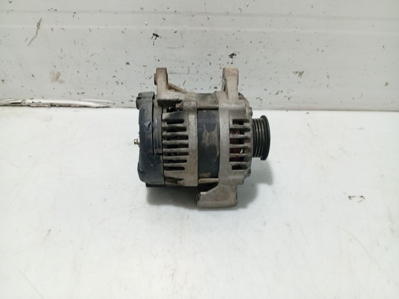 Recambio de alternador para chevrolet aveo / kalos hatchback (t250, t255) 1.2 referencia OEM IAM 96936136  
