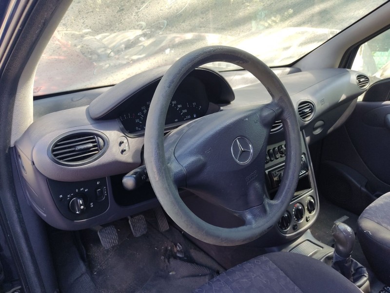 mercedes-benz clase a (w168) del año 2004 mercedes-benz clase a (w168) del año 2004
