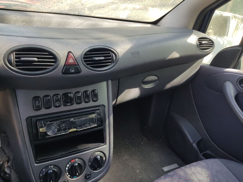 mercedes-benz clase a (w168) del año 2004 mercedes-benz clase a (w168) del año 2004