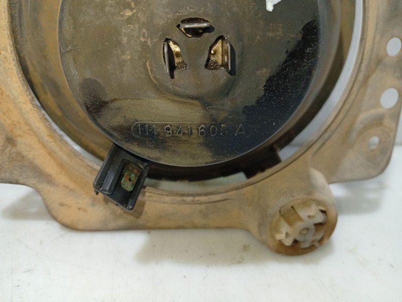 Recambio de faro derecho para volkswagen golf golf 1.6 cl diesel referencia OEM IAM 111941605A  