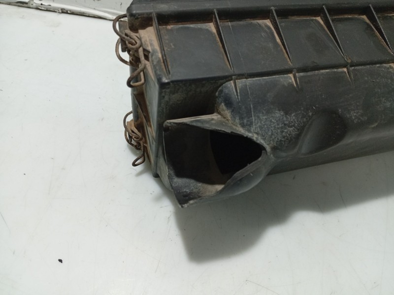 Recambio de filtro aire para volkswagen golf golf 1.6 cl diesel referencia OEM IAM 4610985943  