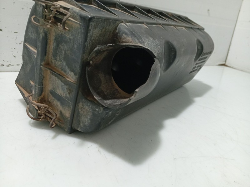 Recambio de filtro aire para volkswagen golf golf 1.6 cl diesel referencia OEM IAM 4610985943  