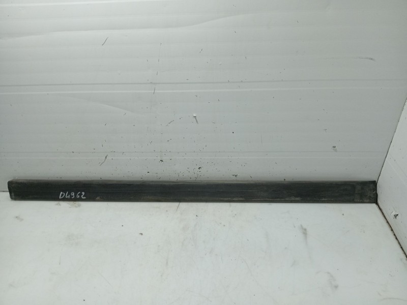 Recambio de moldura para volkswagen golf golf 1.6 cl diesel referencia OEM IAM 191853516F  