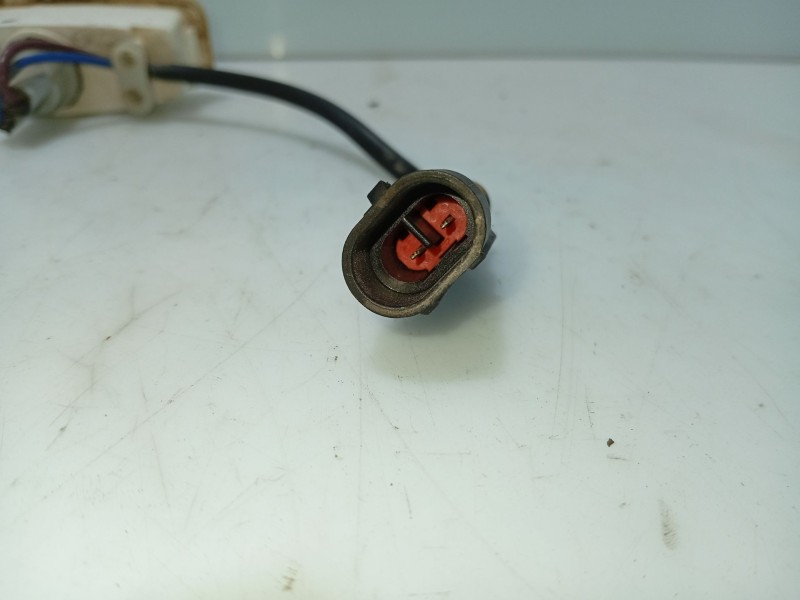 Recambio de piloto lateral izquierdo para volkswagen golf golf 1.6 cl diesel referencia OEM IAM 4962PLI  