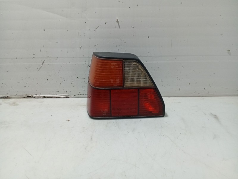 Recambio de piloto trasero izquierdo para volkswagen golf golf 1.6 cl diesel referencia OEM IAM 191945257  