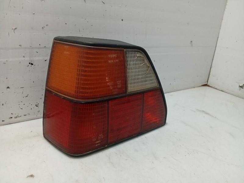 Recambio de piloto trasero izquierdo para volkswagen golf golf 1.6 cl diesel referencia OEM IAM 191945257  