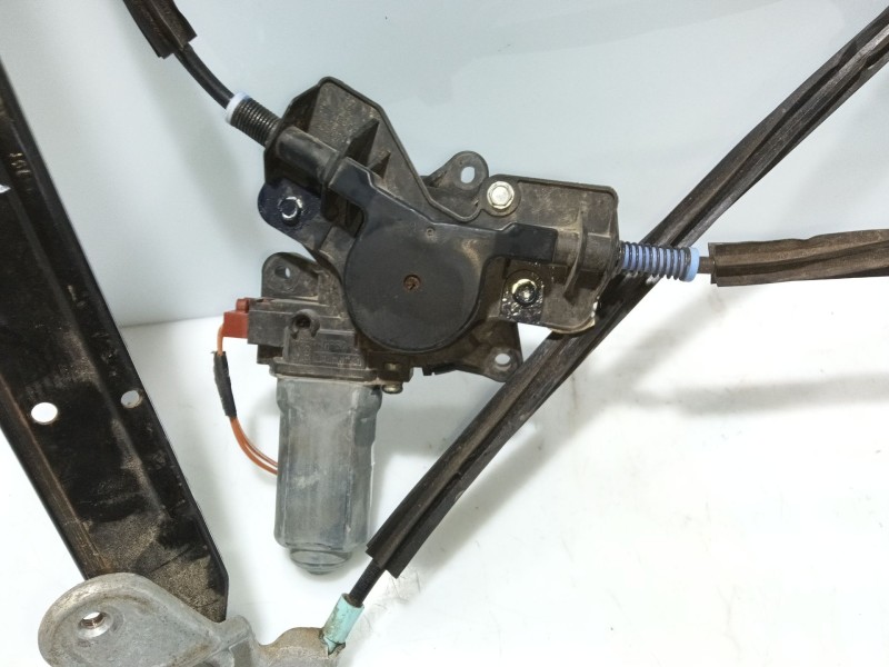 Recambio de elevalunas delantero izquierdo para chrysler voyager (rg) 2.8 crd cat referencia OEM IAM 68037297AA  