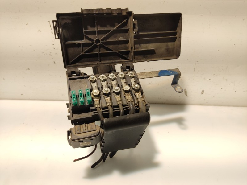 Recambio de caja reles / fusibles para seat ibiza ii (6k1) 1.9 tdi referencia OEM IAM 1J0937550K  