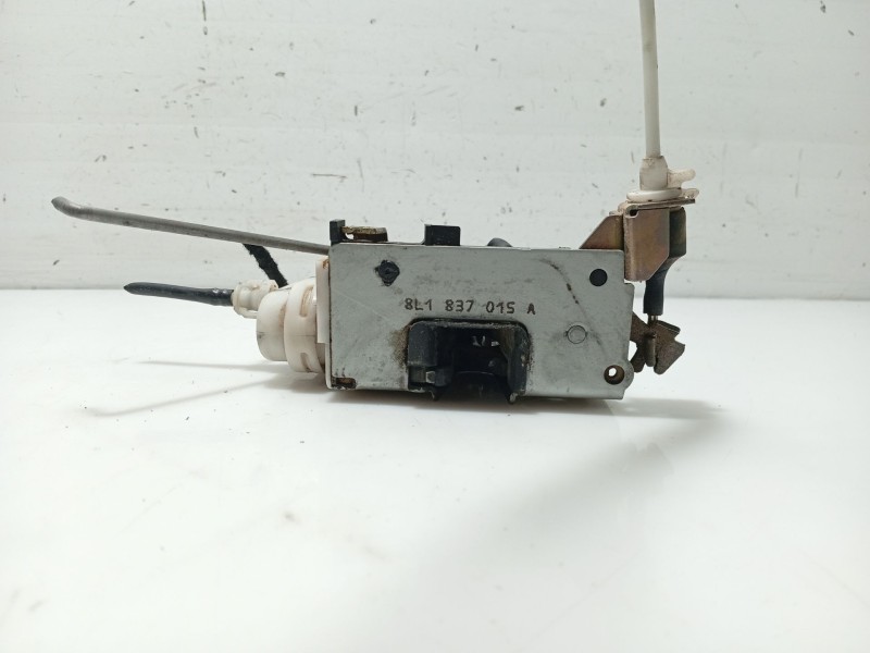 Recambio de cerradura puerta delantera izquierda para audi a3 (8l1) 1.9 tdi referencia OEM IAM 8L1837015  