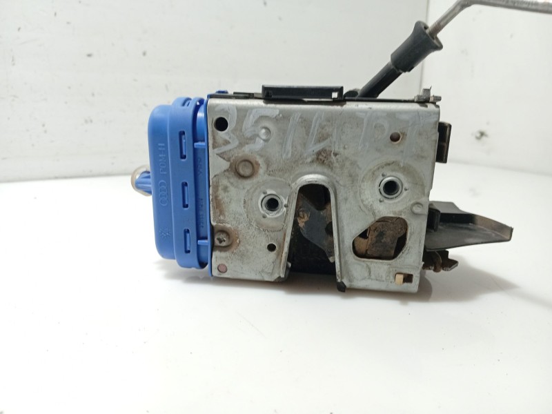 Recambio de cerradura puerta trasera derecha para audi a3 (8l1) 1.9 tdi referencia OEM IAM 8D0839016A  