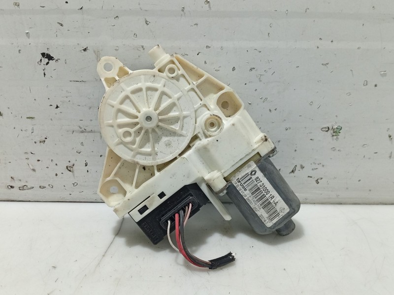 Recambio de motor elevalunas trasero izquierdo para renault laguna iii referencia OEM IAM 978402104 827310001R 
