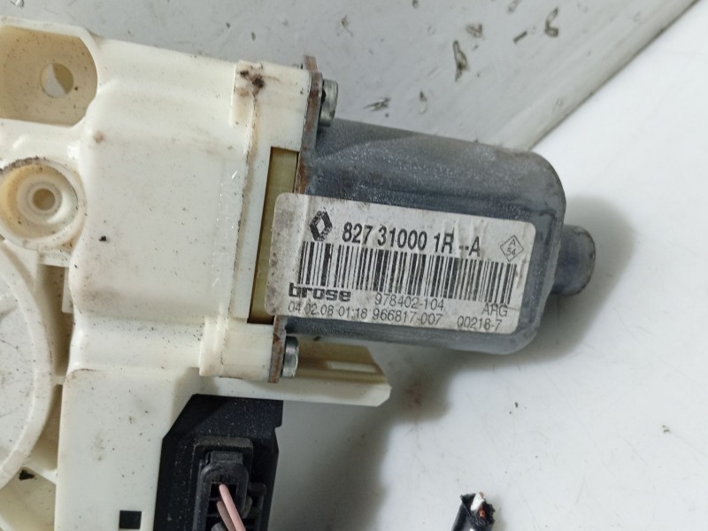 Recambio de motor elevalunas trasero izquierdo para renault laguna iii referencia OEM IAM 978402104 827310001R 