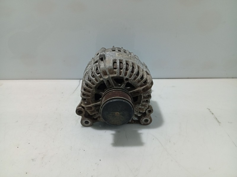 Recambio de alternador para volkswagen golf plus v (5m1, 521) 1.9 tdi referencia OEM IAM 06F903023HX 036903024L 036903024LX