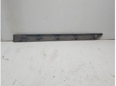 Recambio de moldura puerta trasera izquierda para renault megane ii sedán (lm0/1_) 1.9 dci referencia OEM IAM 7701477638   2