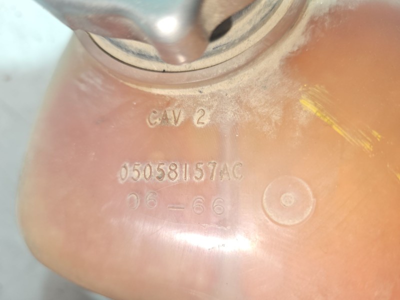 Recambio de deposito expansion para dodge caliber 2.0 crd referencia OEM IAM 5058157AC  