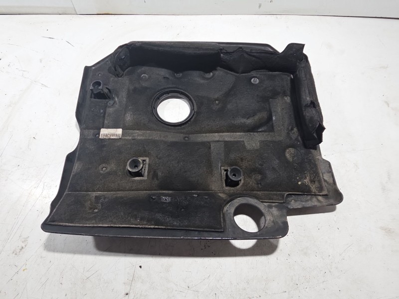Recambio de tapa motor para dodge caliber 2.0 crd referencia OEM IAM   