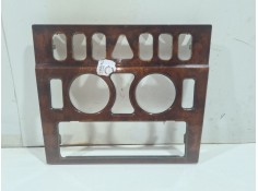 Recambio de moldura para mercedes-benz 210d 30502550 double cab 461 referencia OEM IAM A2106830308  