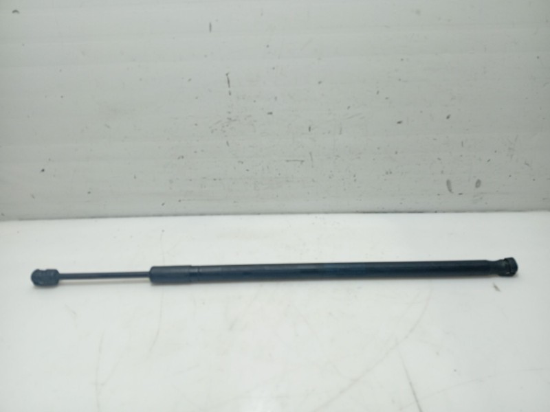 Recambio de amortiguadores capo para opel insignia berlina referencia OEM IAM 13252173  