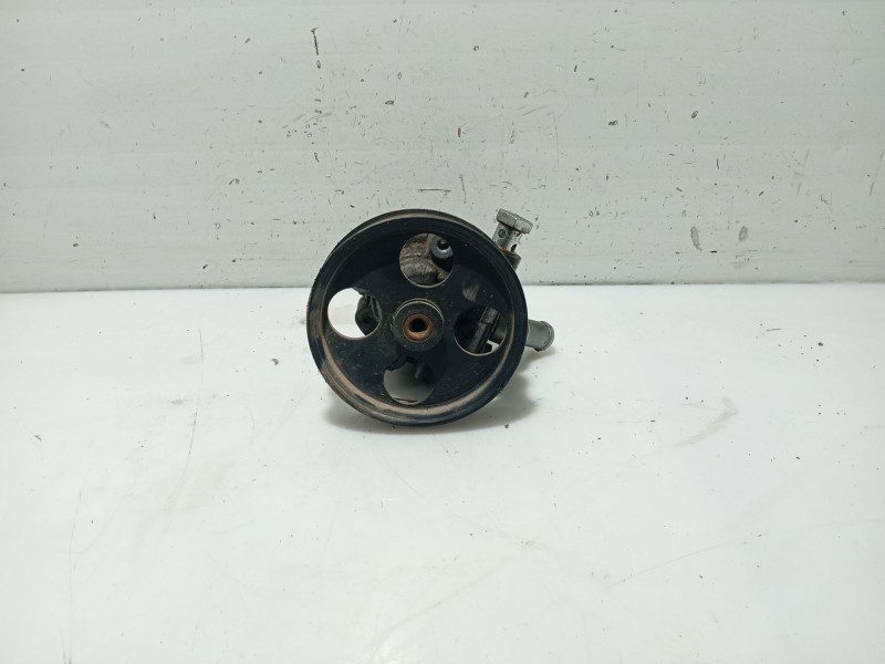 Recambio de bomba servodireccion para opel insignia berlina referencia OEM IAM 13309339 13309277 