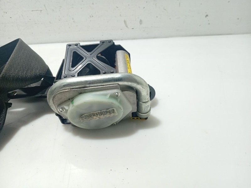 Recambio de cinturon seguridad delantero izquierdo para opel insignia berlina referencia OEM IAM 13303849 5010C801BC 5056C8F29C