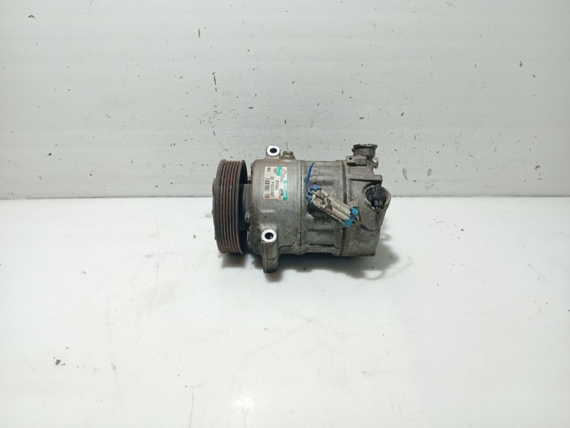 Recambio de compresor aire acondicionado para opel insignia berlina referencia OEM IAM 13262839 4855306104 1605P
