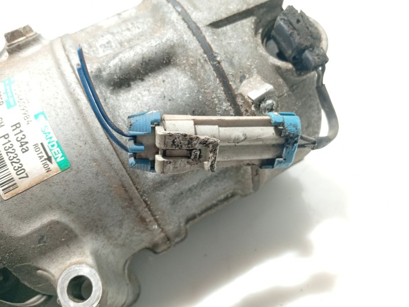 Recambio de compresor aire acondicionado para opel insignia berlina referencia OEM IAM 13262839 4855306104 1605P
