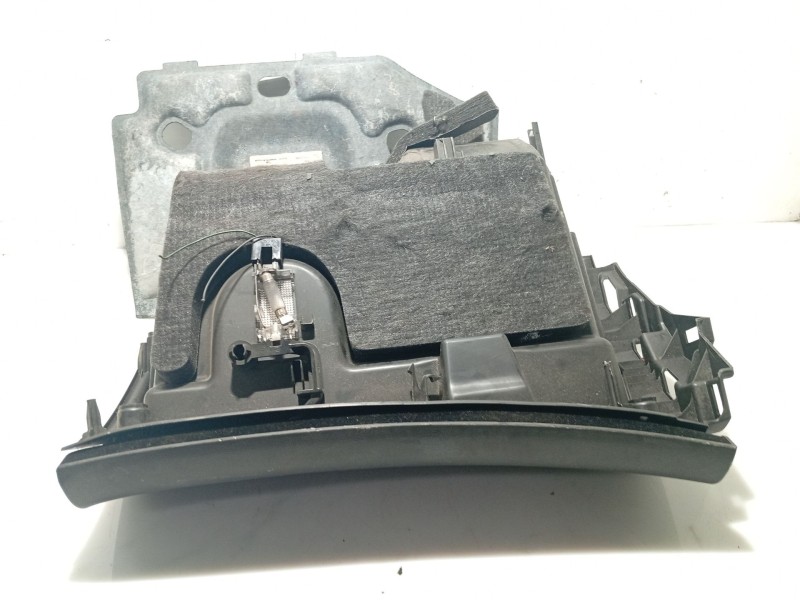 Recambio de guantera para opel insignia berlina referencia OEM IAM 13273004 13294094 