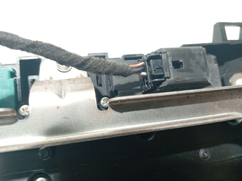 Recambio de sistema audio / radio cd para opel insignia berlina referencia OEM IAM 01327325220100908190094C 13273097202009072902