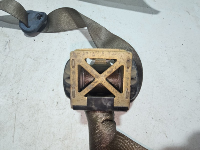 Recambio de cinturon seguridad trasero central para dodge caliber 2.0 crd referencia OEM IAM 0YX15XDVAC  