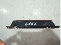 Recambio de luz central de freno para dodge caliber 2.0 crd referencia OEM IAM 5303754AD   2