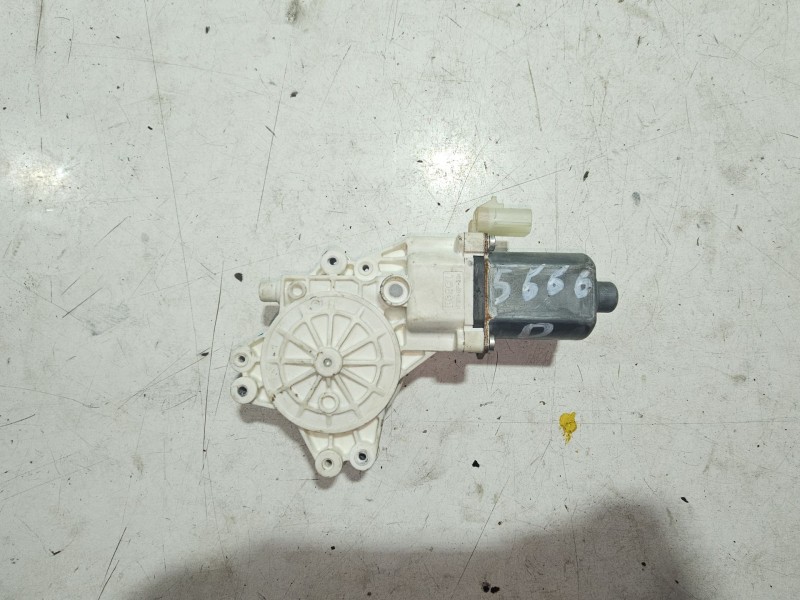 Recambio de motor elevalunas delantero derecho para dodge caliber 2.0 crd referencia OEM IAM 5179960AA  