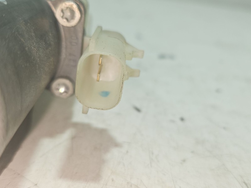 Recambio de motor elevalunas delantero derecho para dodge caliber 2.0 crd referencia OEM IAM 5179960AA  