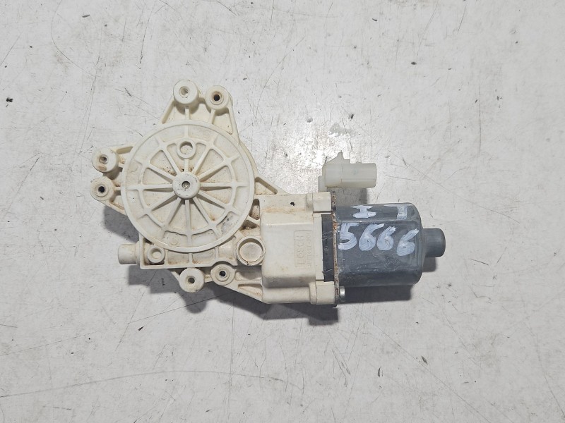 Recambio de motor elevalunas trasero izquierdo para dodge caliber 2.0 crd referencia OEM IAM 128000682A  